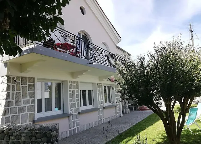 Appartement Dans Villa