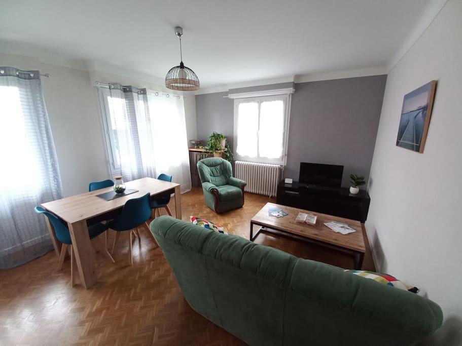 Dans Apartment Pau